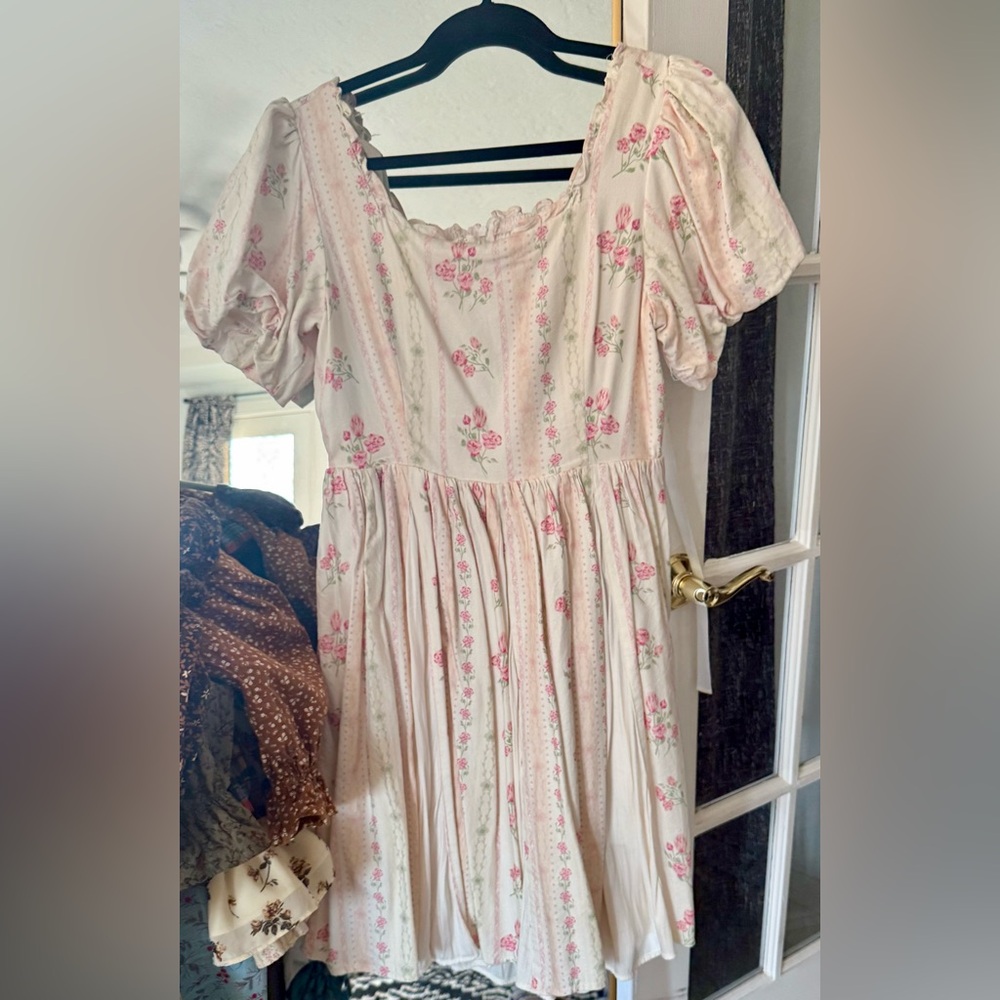 Ivy City Co Floral Dress